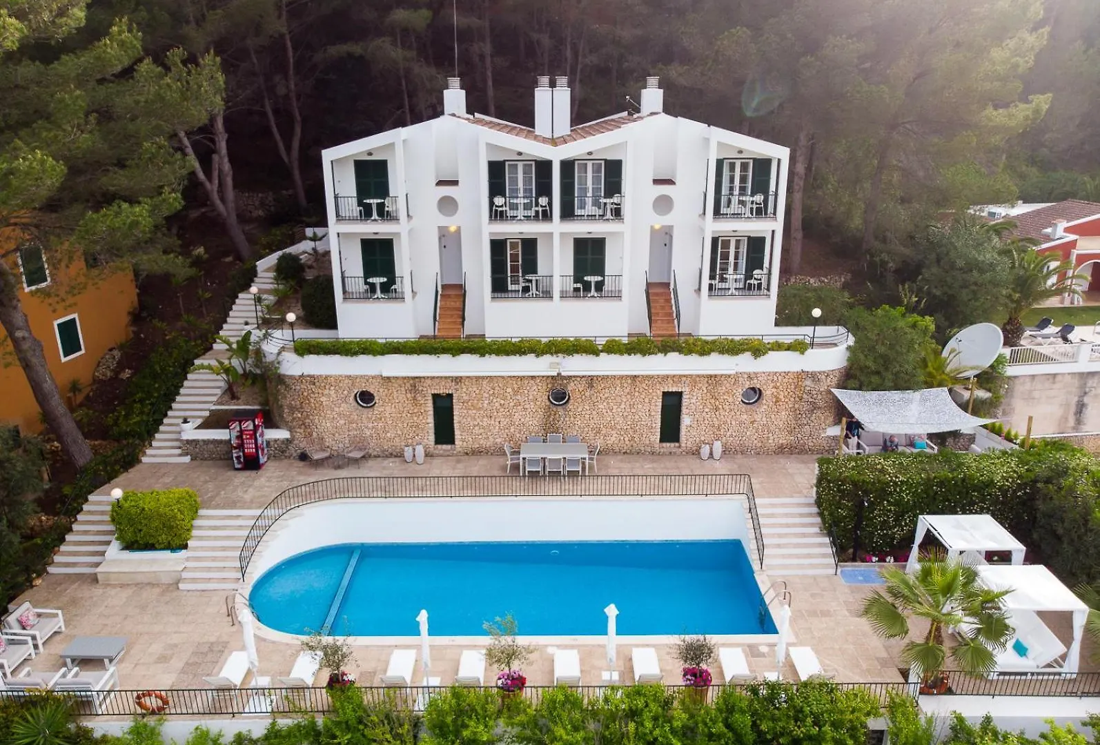 The Desmais Cala Galdana