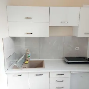 https://mirablue.krakowhotelspoland.com
