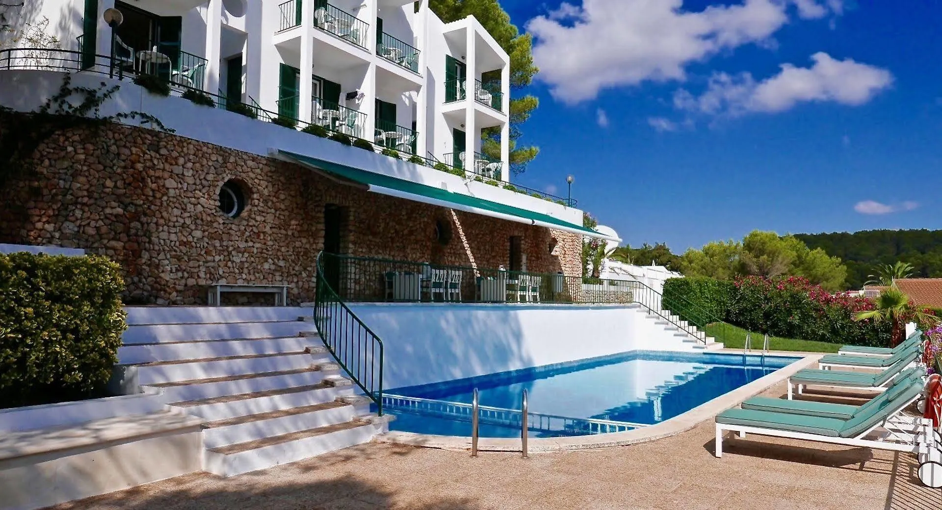 The Desmais Cala Galdana